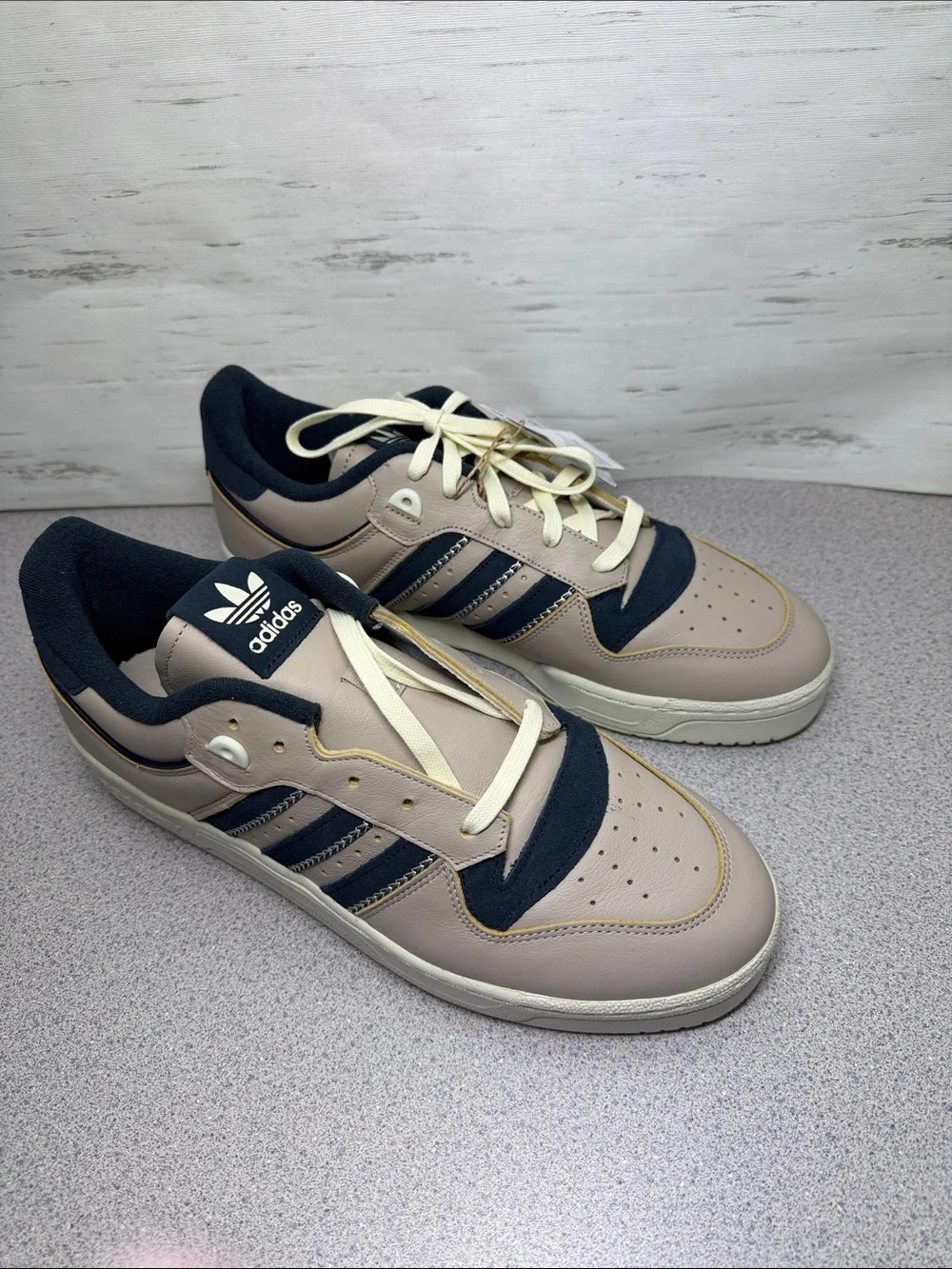 adidas Men’s Low-Top Sneakers in Beige and Navy